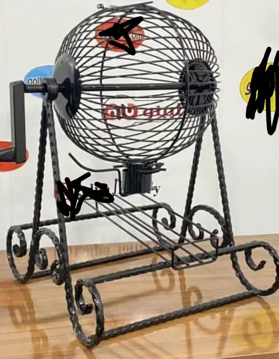 ۸۲۹۲۰۱۰۱۰۱۰|کلکسیون و سرگرمی|فومن, |دیوار