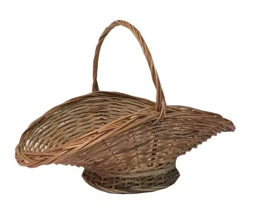 سبد چوبی حصیری|صنایع دستی و سایر لوازم تزئینی|اصفهان, دستگرده|دیوار