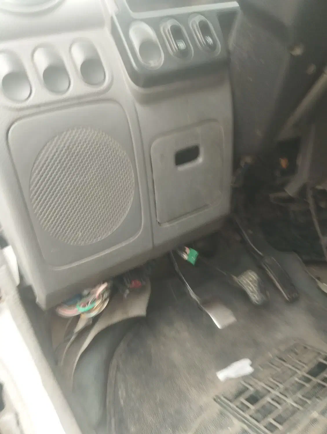 تعمیرکار ماشین و برق و سیم کش سیار|خدمات موتور و ماشین|فریدونکنار, |دیوار