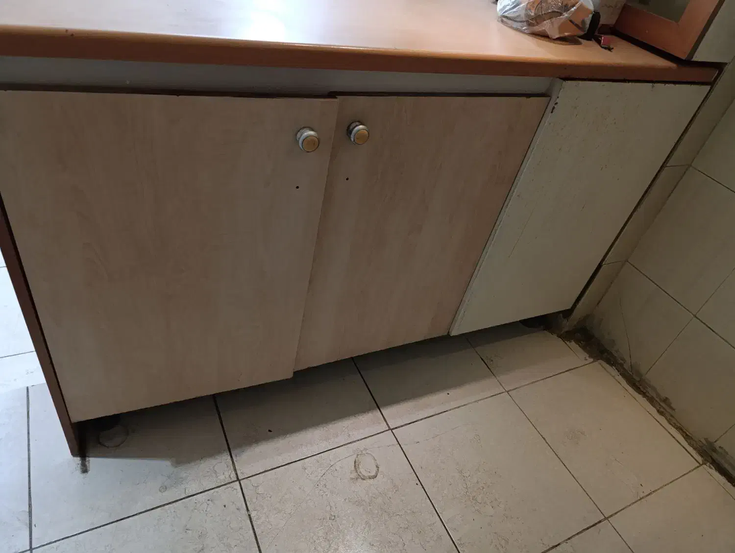 کابینت  بدنه فلزی تمیز با تاج و دکور|مصالح و تجهیزات ساختمان|تهران, مینای جنوبی|دیوار