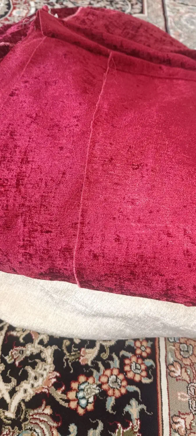 پرده مخمل|پرده، رانر، رومیزی|برخوار, |دیوار