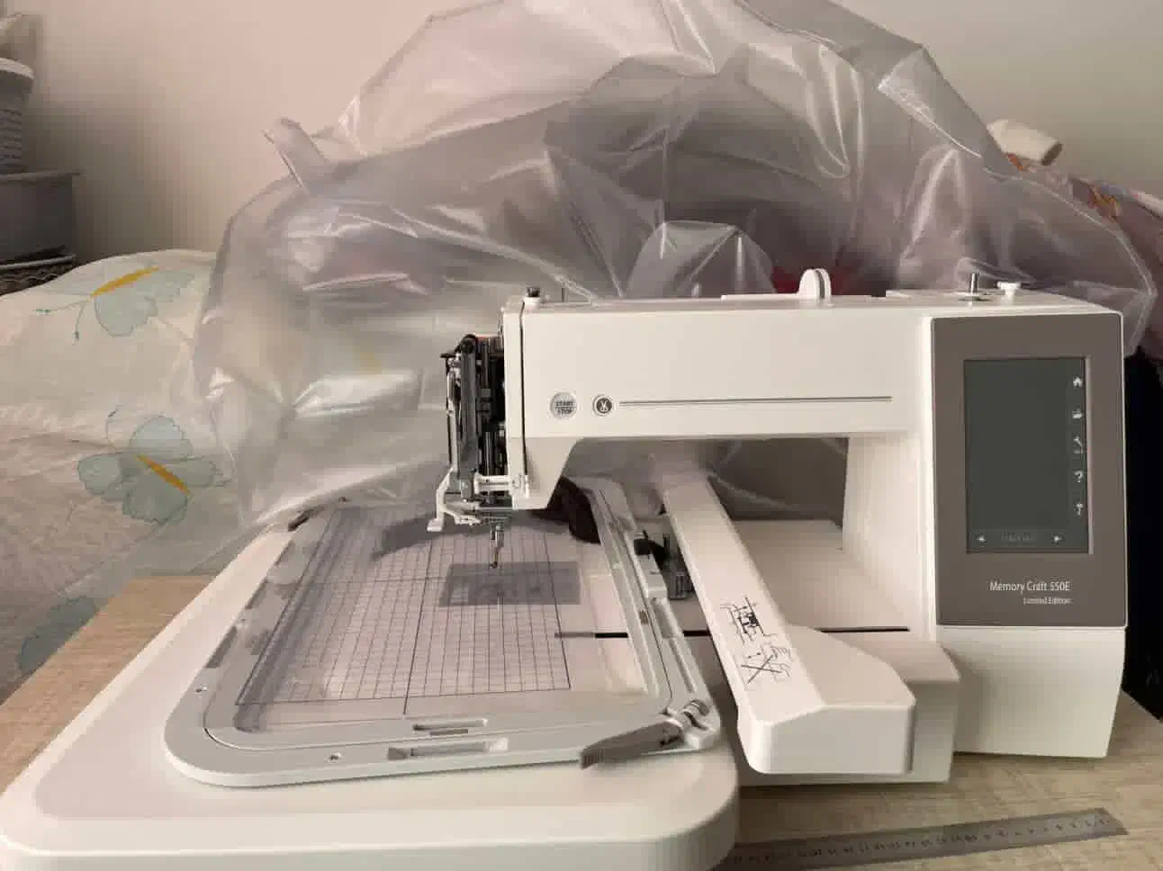 چرخ گلدوزی ۵۵۰|چرخ خیاطی و ریسندگی|گنبد کاووس, |دیوار