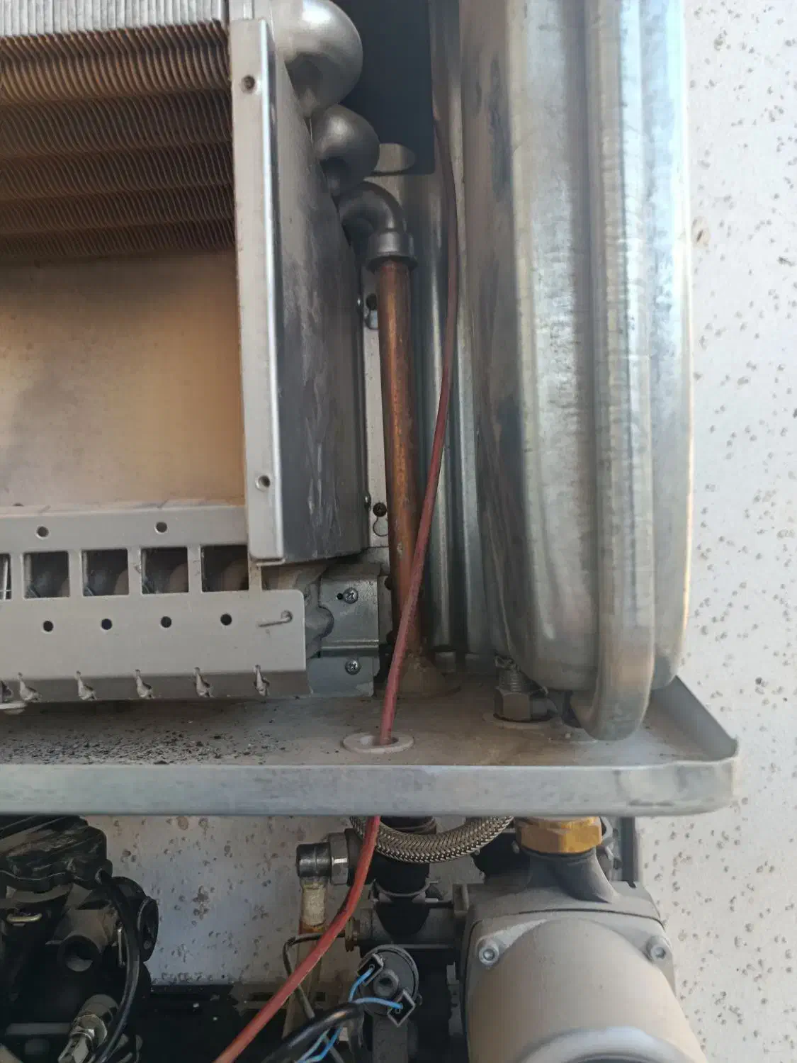 نصب تعمیر و سرویس پکیج  آبگرمکن  رادیاتور وشیرآلات|خدمات پیشه و مهارت|پردیس, فاز ۹|دیوار