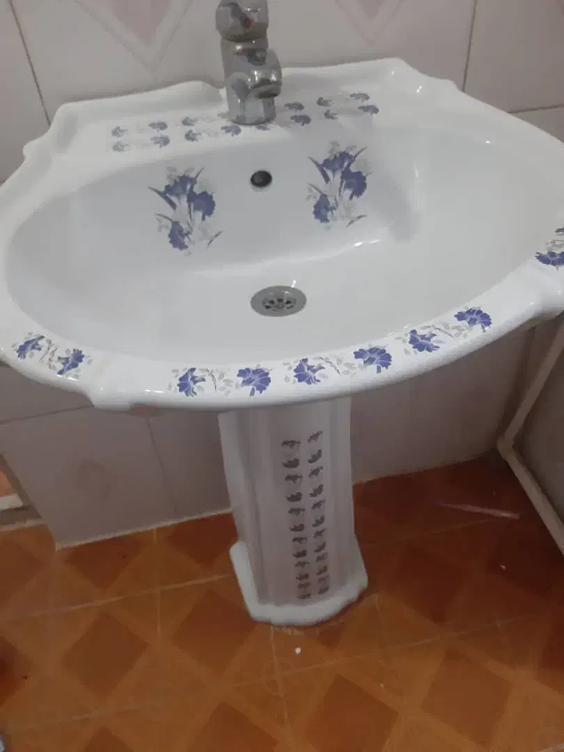 روشویی|لوازم سرویس بهداشتی|میاندوآب, |دیوار