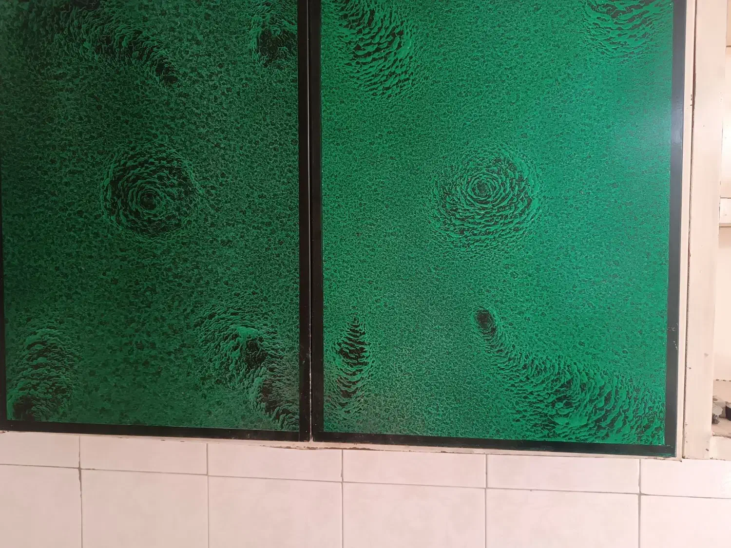 کابینت و یک عدد هود|هود|بم, |دیوار