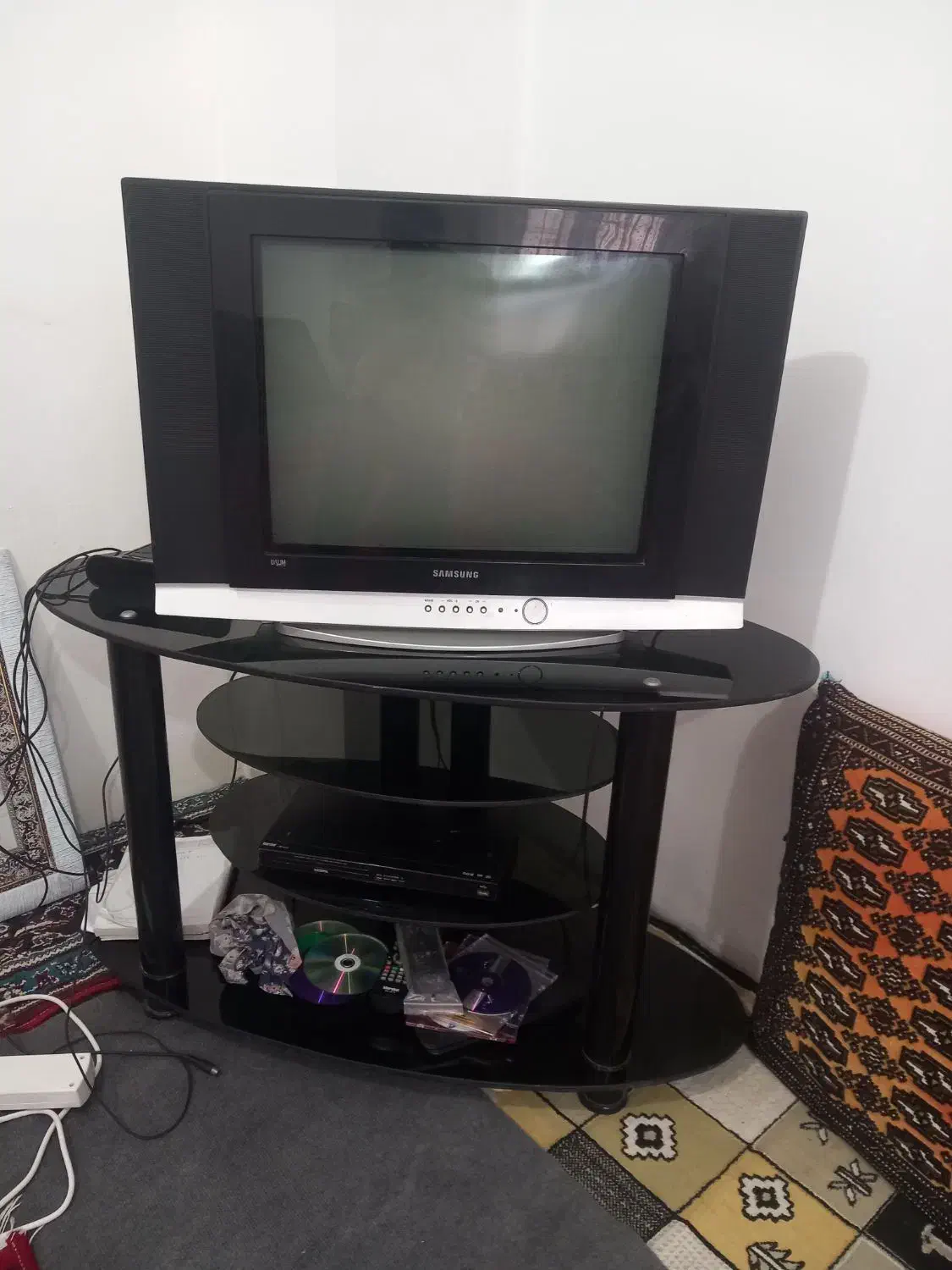 تلویزیون سامسونگ 21 اینچ|تلویزیون و پروژکتور|رشت, شکار اسطلخ|دیوار