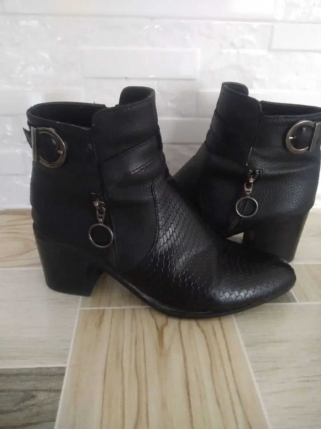 کفش نیم بوت|کیف، کفش، کمربند|کوهدشت, |دیوار