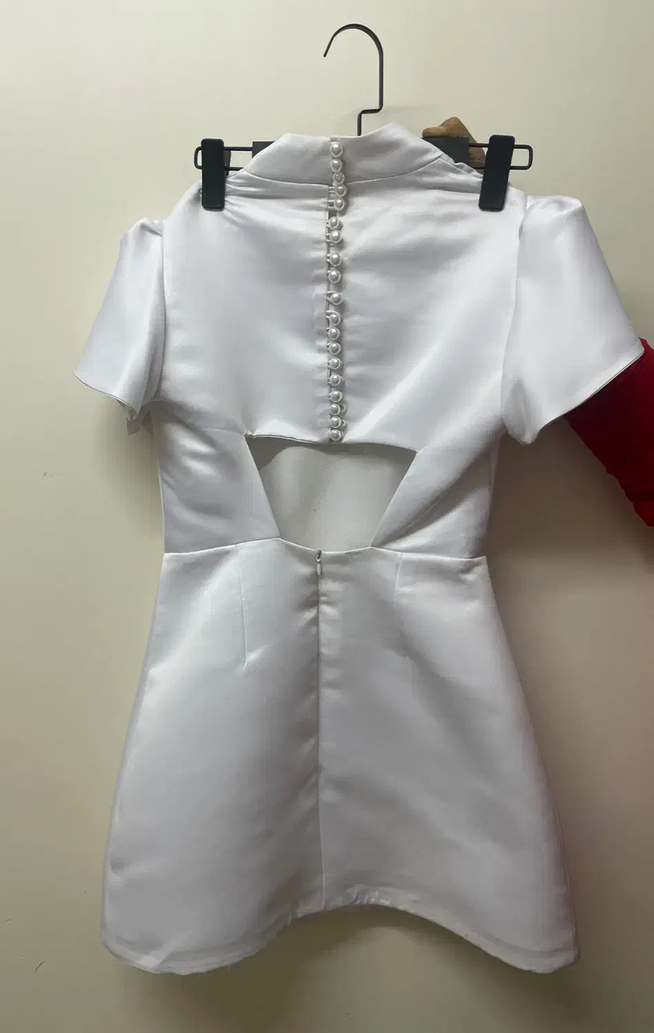 لباس مجلسی|لباس|هشتگرد, شهرک اداری|دیوار