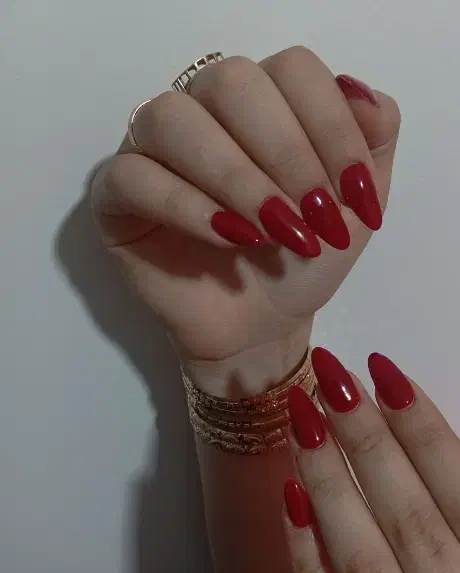 کاشت ناخن۲۰۰ آف یلدایی|خدمات آرایشگری و زیبایی|اندیمشک, |دیوار