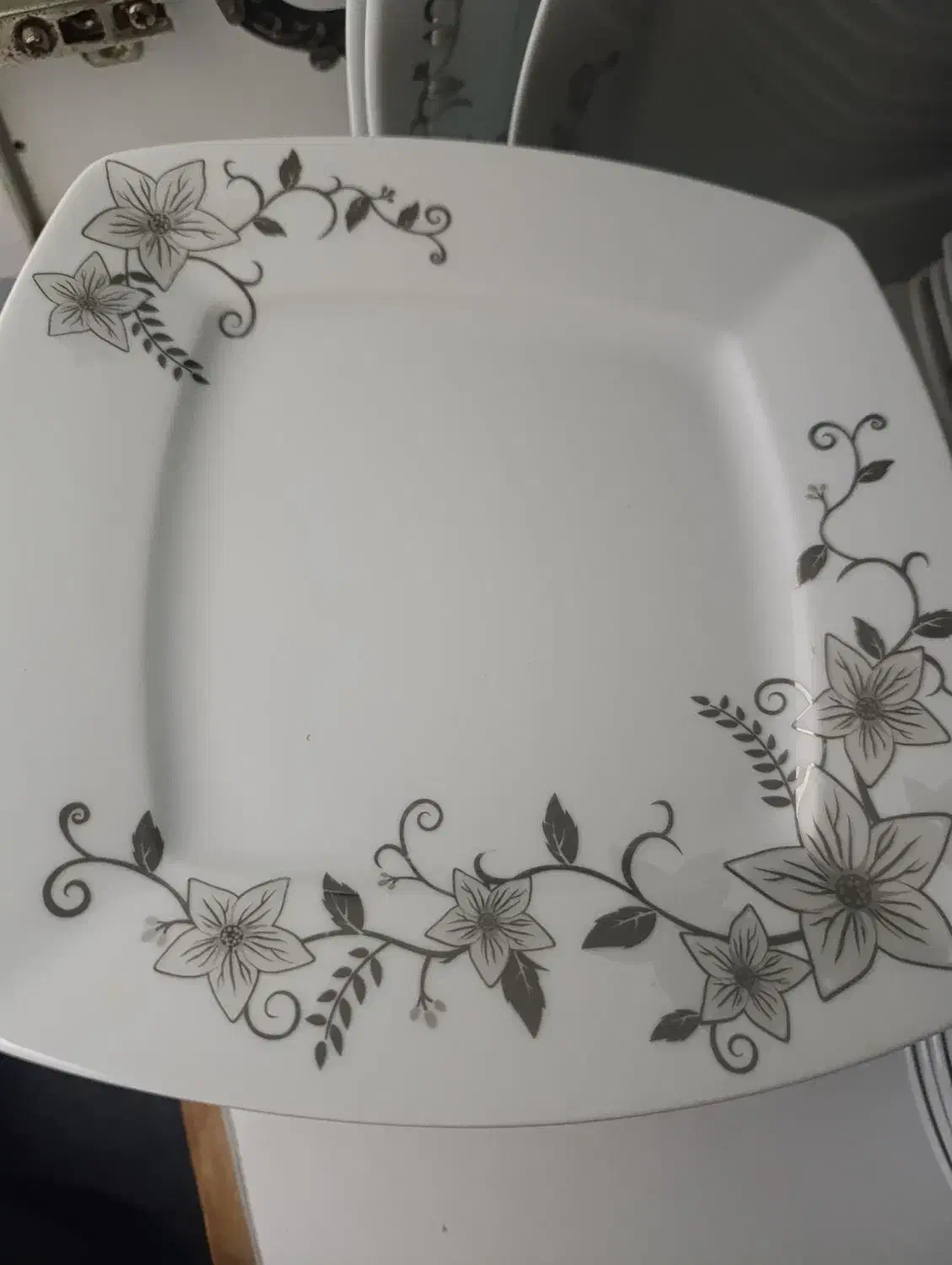 چینی ۱۲ نفره فقط ۳۵۰۰|ظروف سرو و پذیرایی|سبزوار, امام خمینی (ناوی)|دیوار