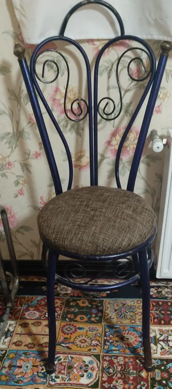 فروش صندلی کارکرده تمیز کسی میخواد درخدمتم|میز و صندلی غذاخوری|شهرکرد, |دیوار