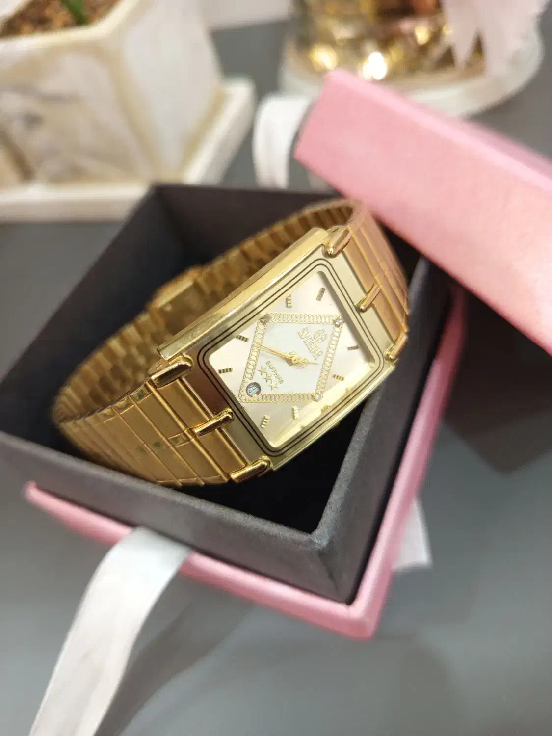 ساعت سویستار اصلی|ساعت|بوئین زهرا, |دیوار