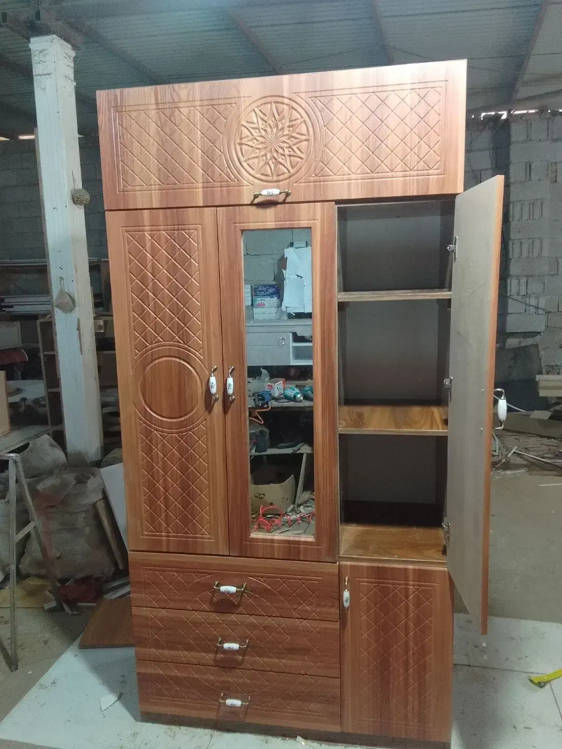 کمد انباری دار بزرگ قیمت مناسب|جاکفشی، کمد، دراور|پارس‌آباد, |دیوار