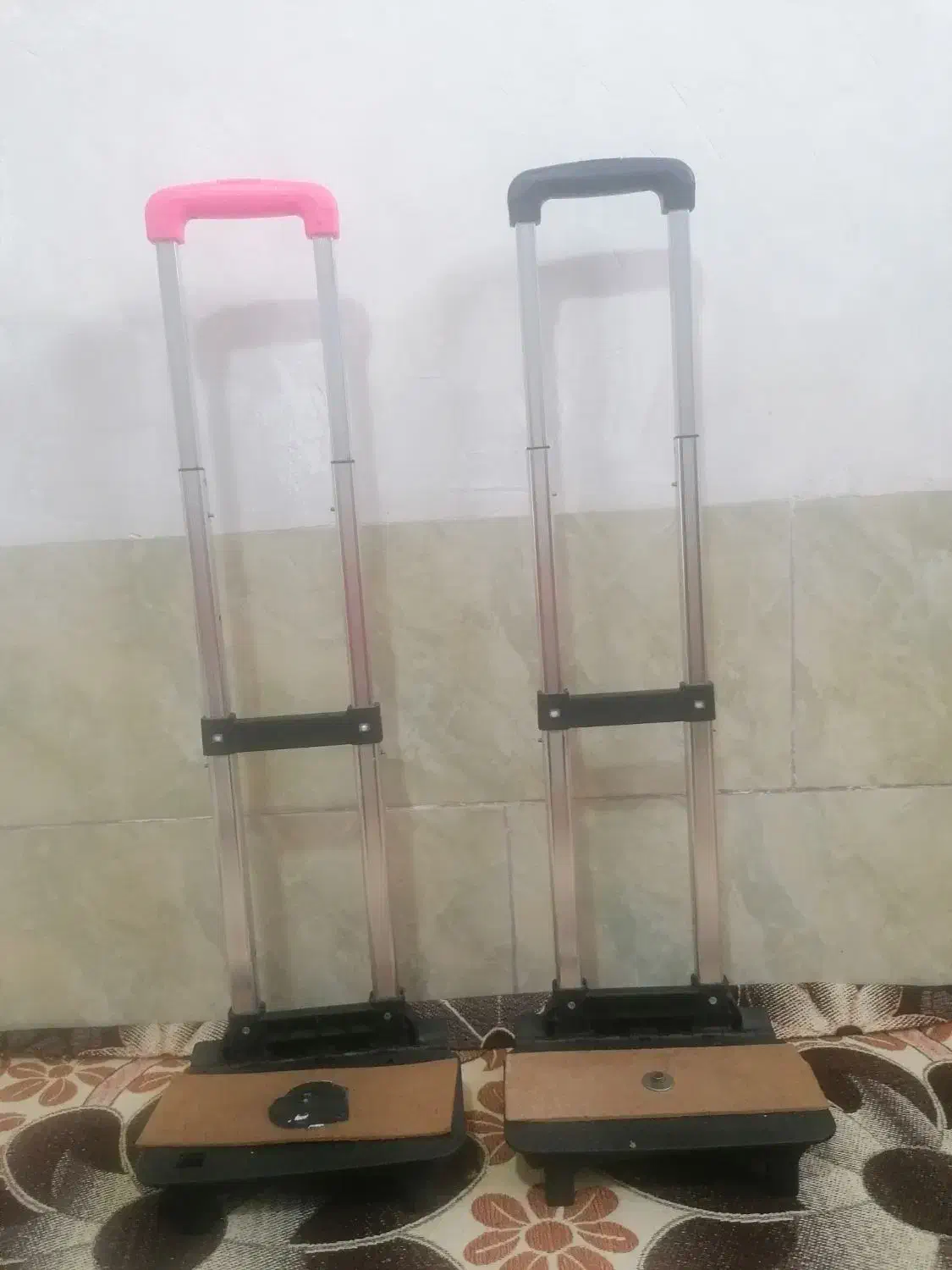 چرخ دستی آلومنیومی کیف|کیف، کفش، کمربند|شیراز, شیخ علی چوپان|دیوار