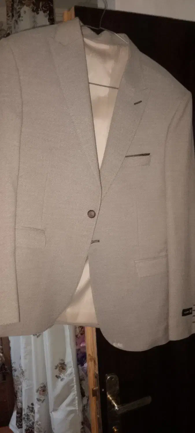 لباس ها فقط یک بار استفاده شدن|لباس|چابهار, |دیوار