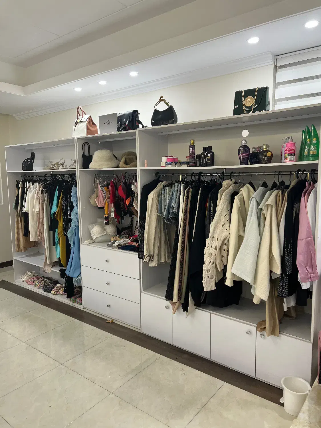 کل کمد وقفسه ۵تیکه|کتابخانه، شلف، قفسه‌های دیواری|تهران, پرستار|دیوار