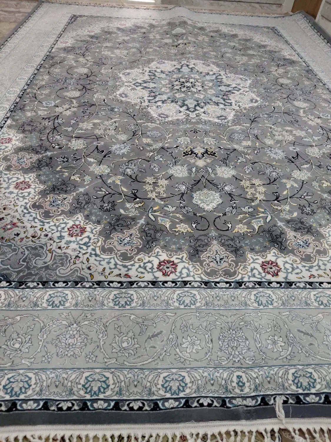 فرش تراکم۲۵۰۰ طرح سیمین کاشان|فرش|سبزوار, طبرسی (جعفرآباد)|دیوار