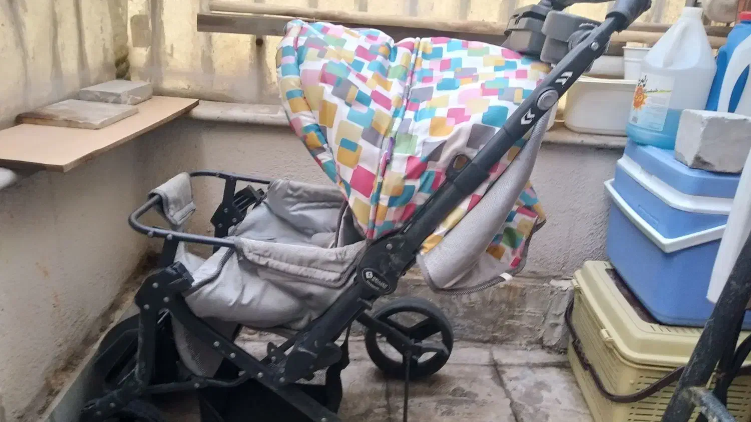 کالسکه دلیجان|کالسکه و لوازم جانبی|اندیشه, اندیشه فاز ۴|دیوار