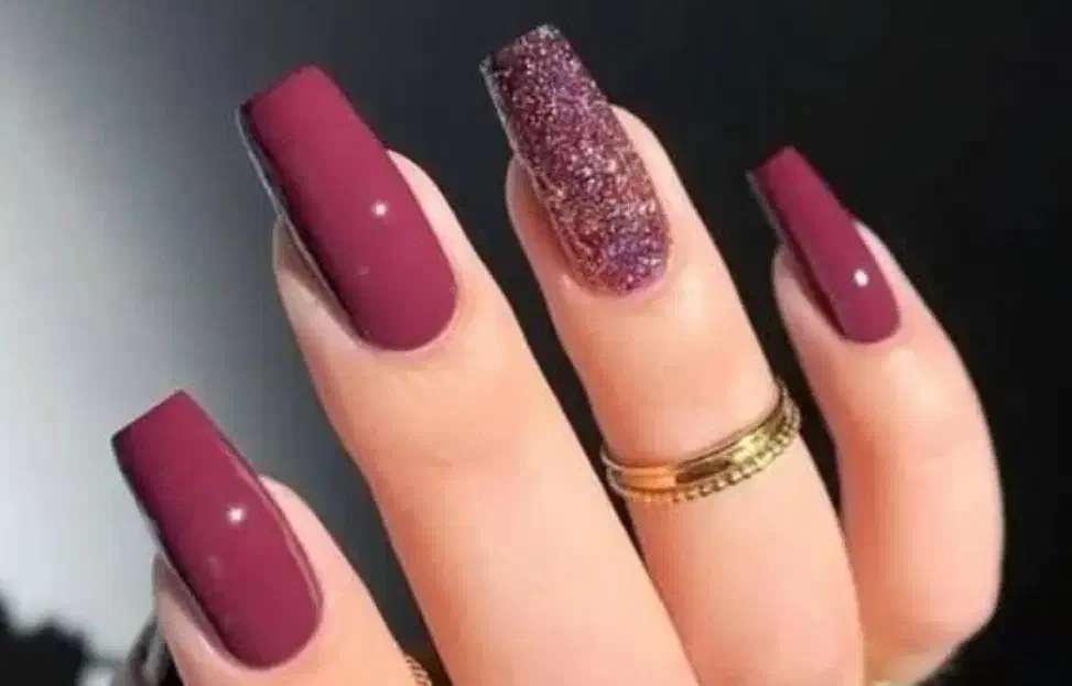 کاشت وترمیم ناخن|خدمات آرایشگری و زیبایی|سراب, |دیوار