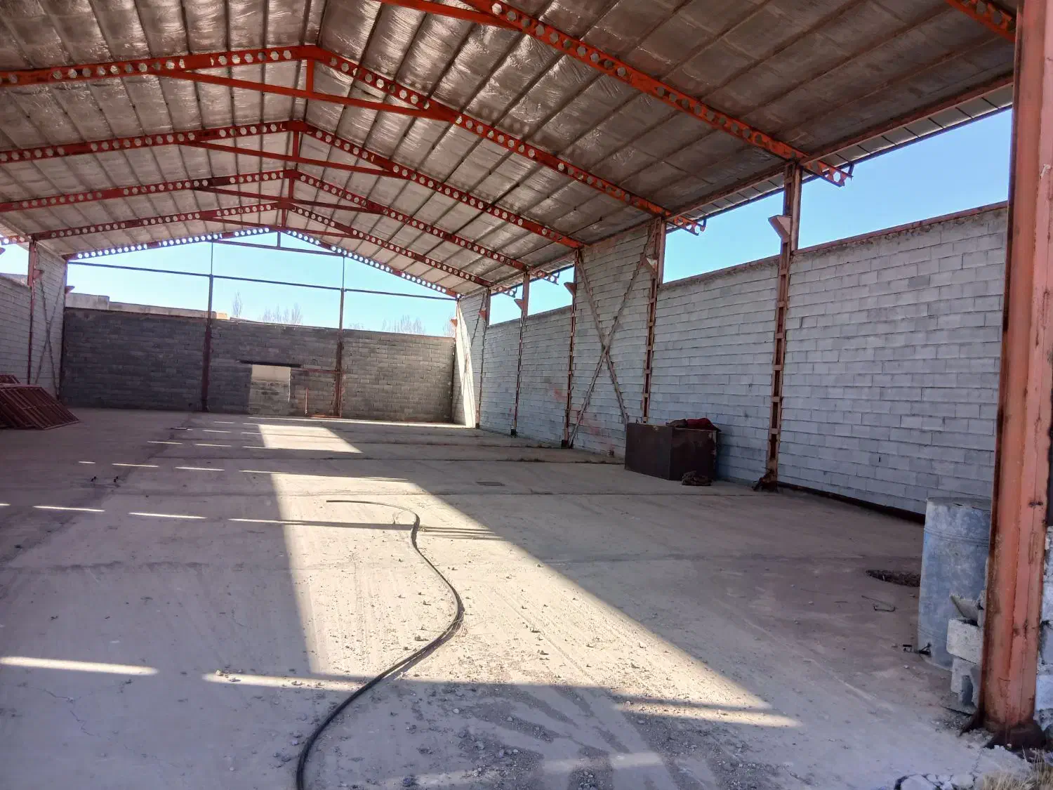 انباری|اجارهٔ دفتر صنعتی، کشاورزی، تجاری|باسمنج, |دیوار