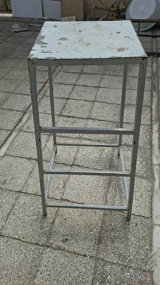 چهارپایه و فرغون|صندلی و نیمکت|زاهدان, |دیوار