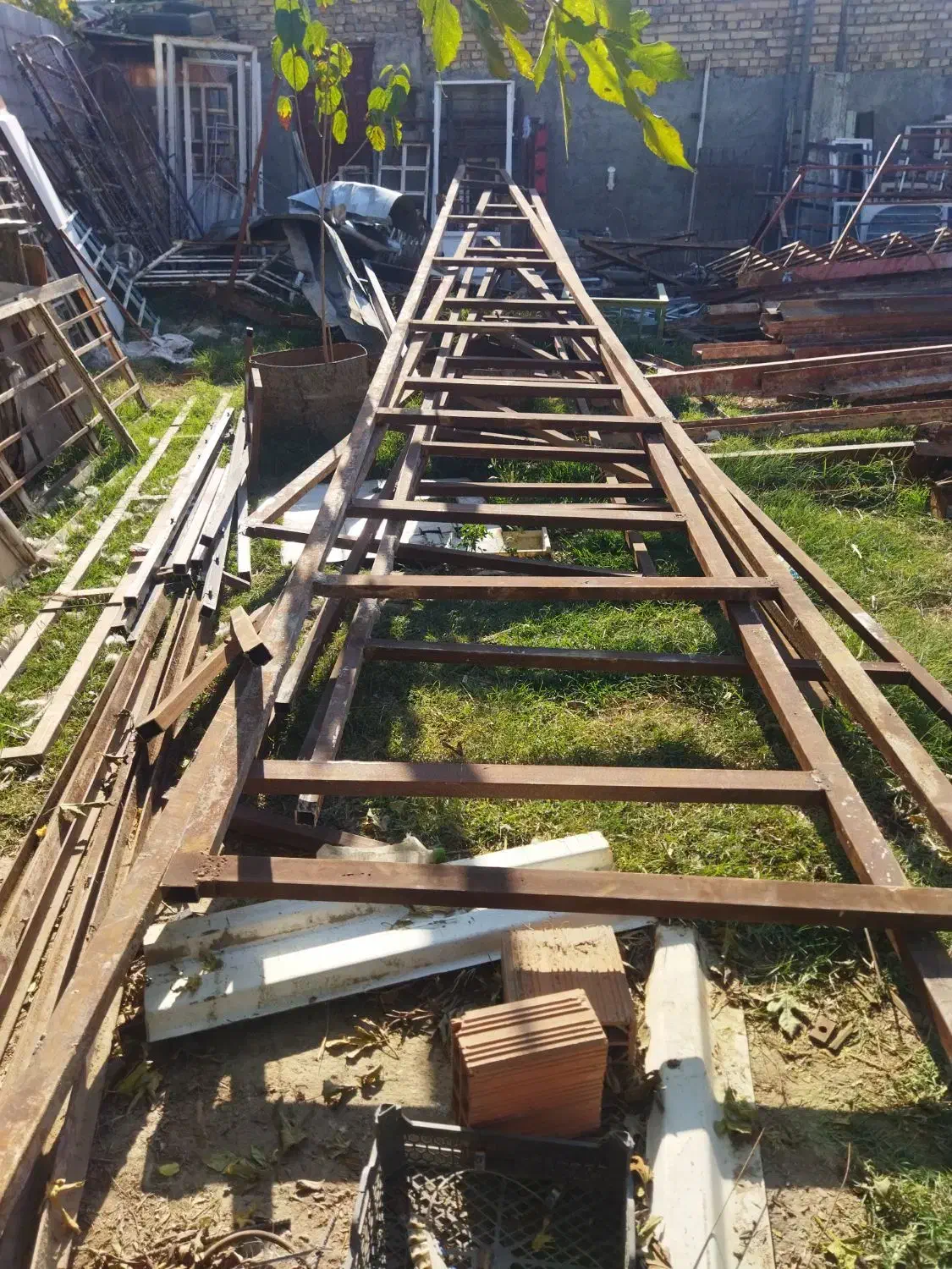 6عددخرپا آهنی به فروش می رسد|عمدهفروشی|کلاله, |دیوار