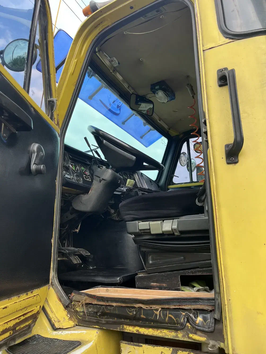 کمپرسی ولو کله زردn10|خودرو سنگین|آمل, |دیوار