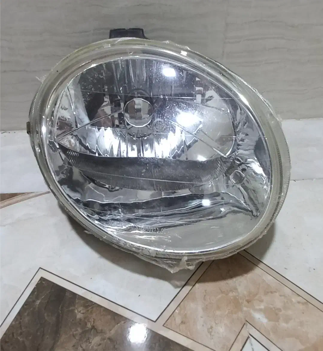 یک جفت چراغ جلو ماتیز، کمک فنر جلو و لنت ترمز جلو|قطعات یدکی و لوازم جانبی|تبریز, |دیوار