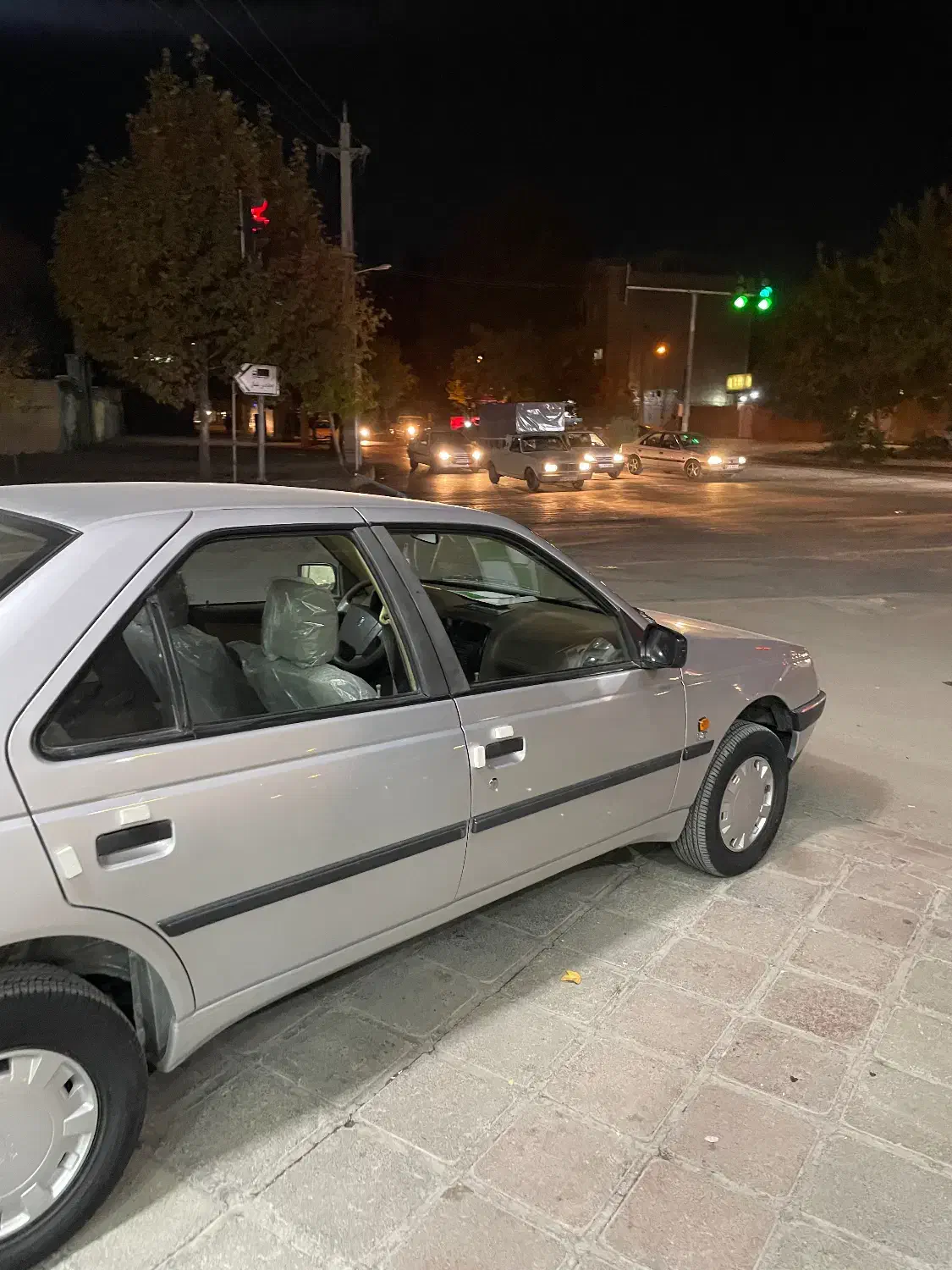 پژو ۴۰۵بی رنگ|خودرو سواری و وانت|مریوان, |دیوار