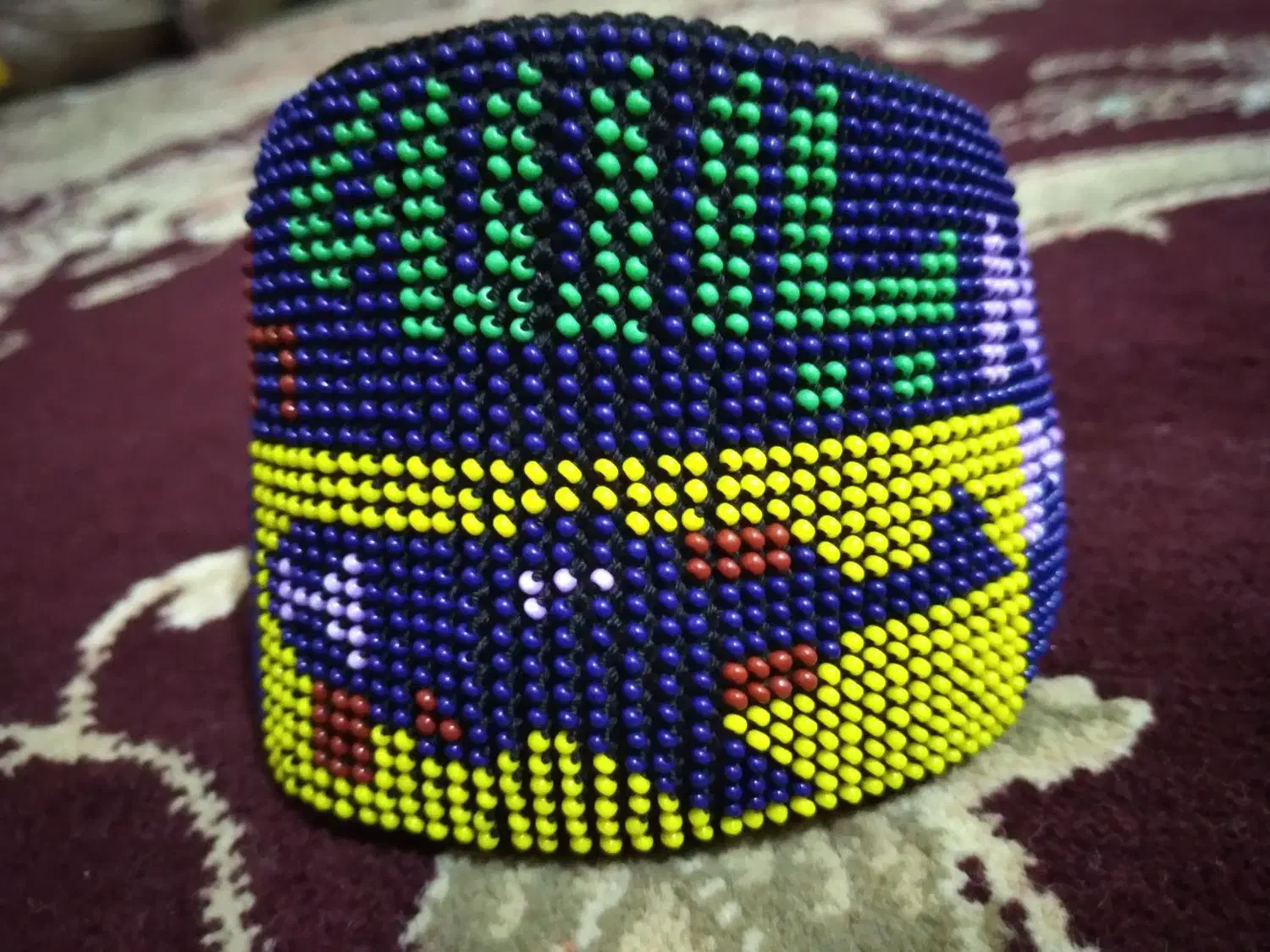 بازوبند دست دوز|زیورآلات و اکسسوری|قلعه گنج, |دیوار