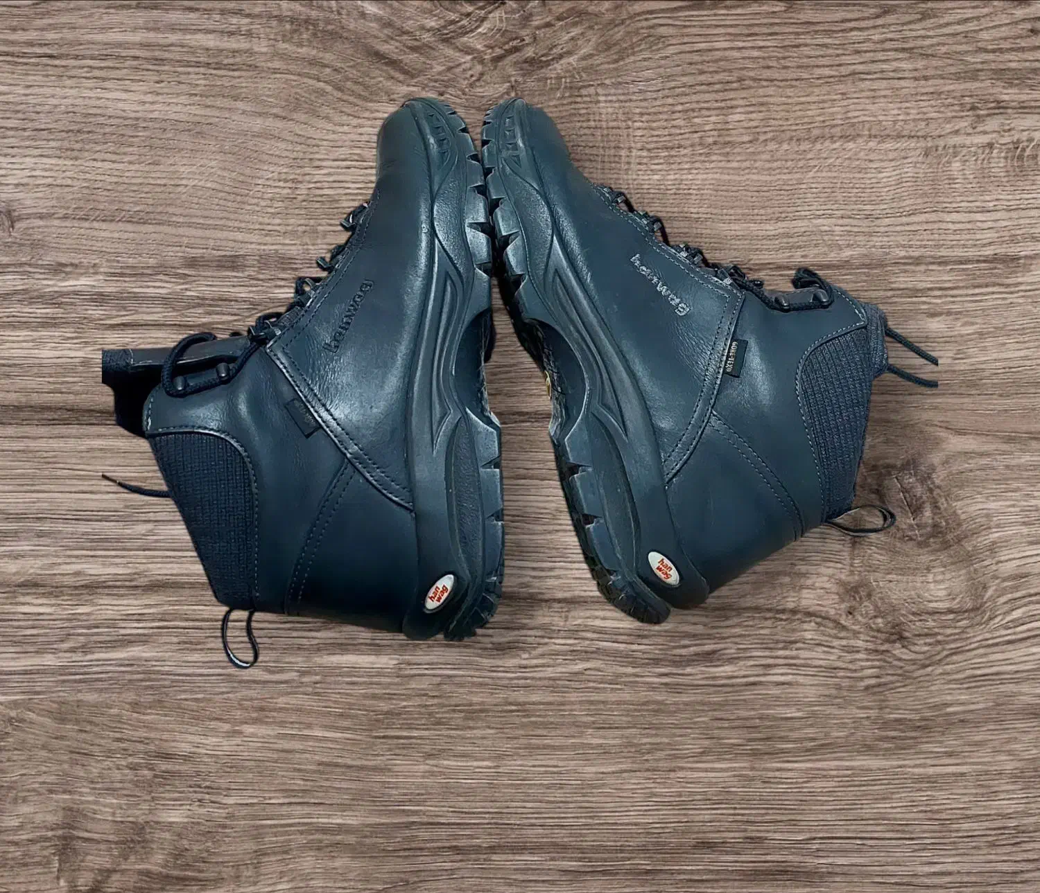 نیم بوت ارجینال انگلیس|کیف، کفش، کمربند|مهاباد (آذربایجان غربی), |دیوار