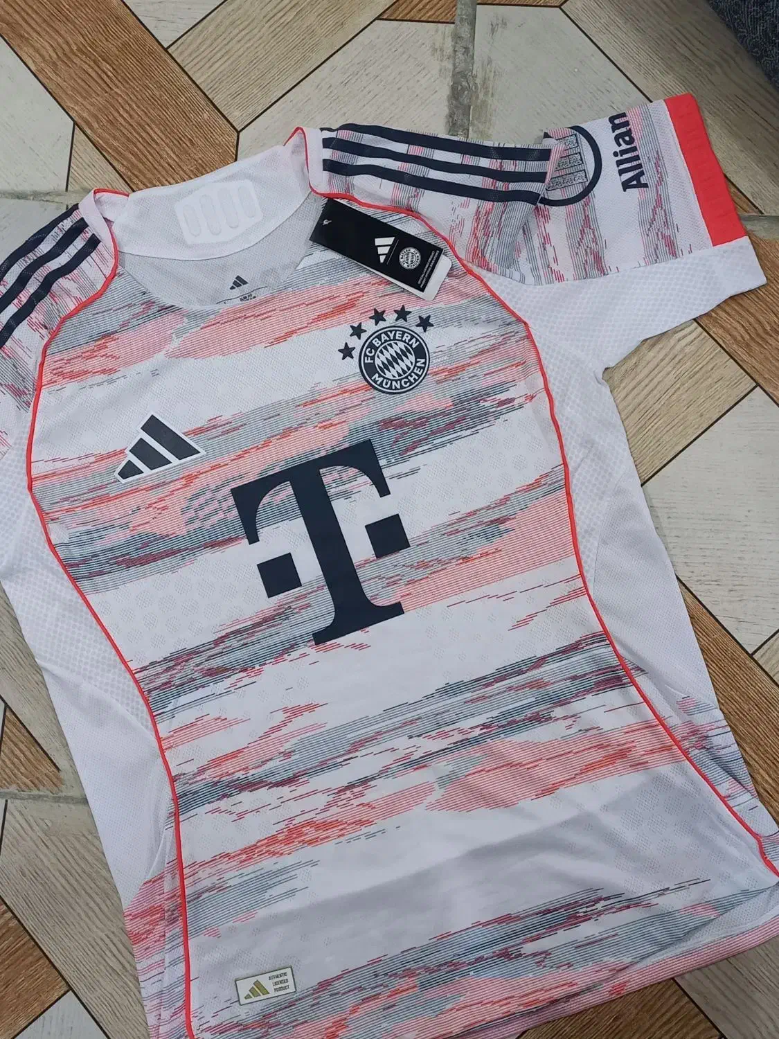 تیشرت اورجینال آدیداس|لباس|شهریار, شهرک امیریه|دیوار