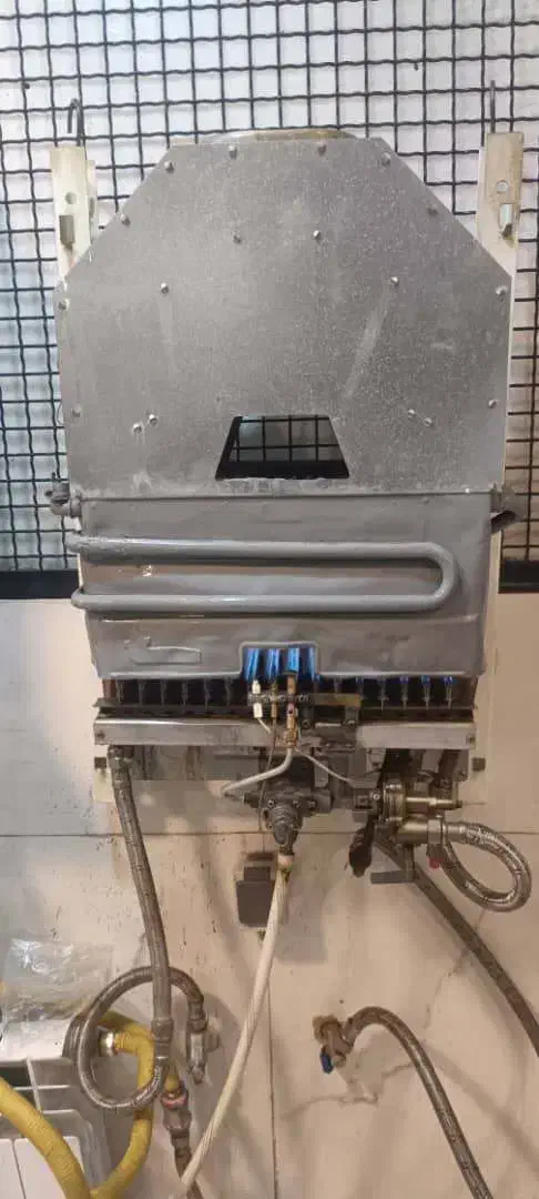 تعمیرات تخصصی پکیج،پکیج چگالشی،تعمیر پکیج زمینی|خدمات پیشه و مهارت|همدان, |دیوار