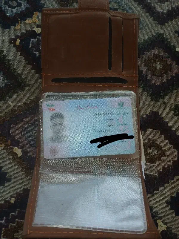 کیف مدارک|اشیا|کوهدشت, |دیوار
