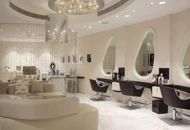 سرمایه گذاری درسالن زیبایی|آرایشگاه و سالنهای زیبایی|بندرعباس, |دیوار