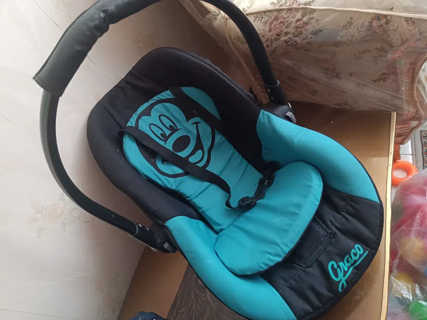 کریر نوزاد میکی موز|تخت و صندلی بچه|شیراز, شهرک مفتح|دیوار