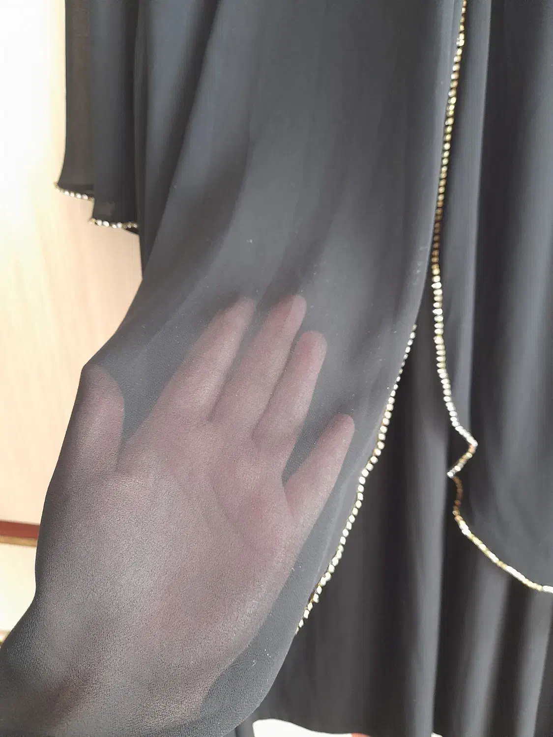 لباس مجلسی|لباس|قم, ولیعصر|دیوار