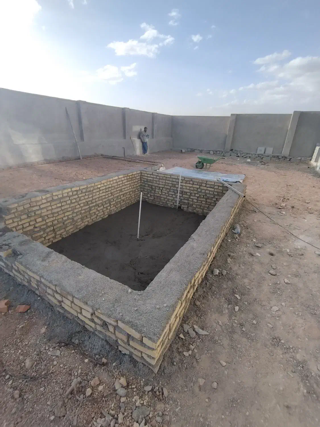 استخر موتورخانه صفر تا صد|خدمات پیشه و مهارت|آبسرد, |دیوار