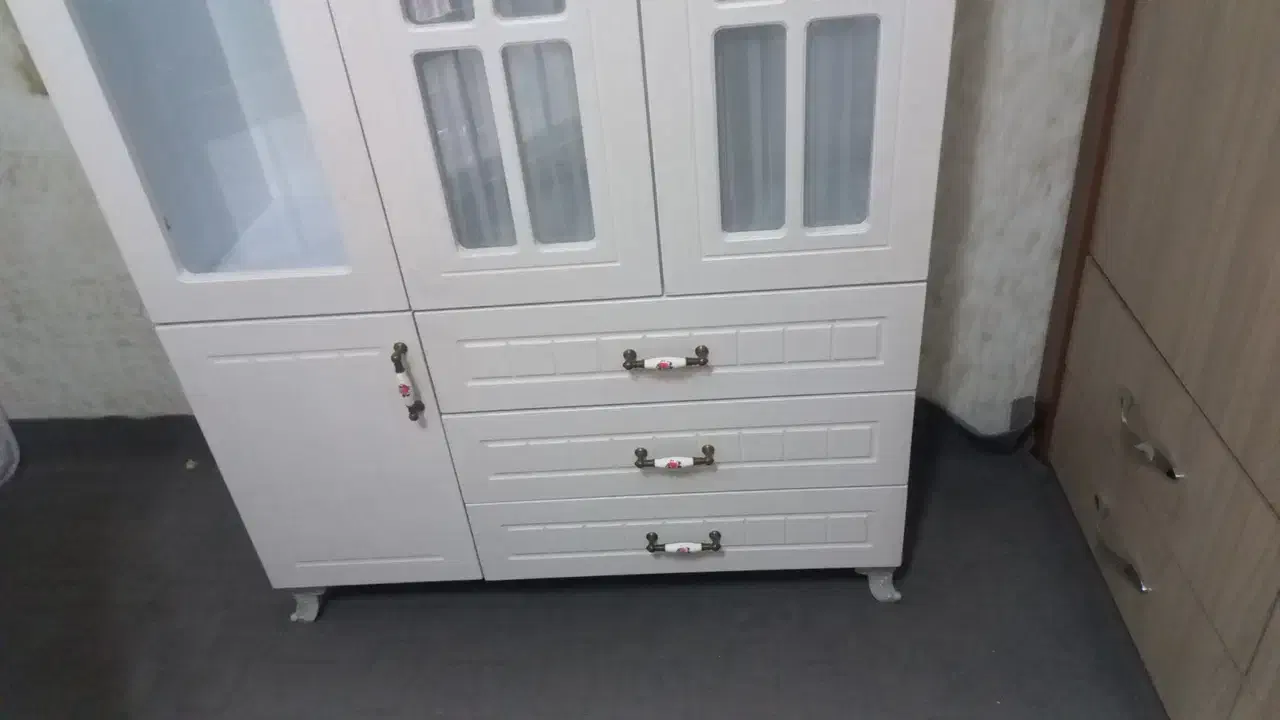 تخت وکمد|اسباب و اثاث بچه|مشهد, گلشور|دیوار