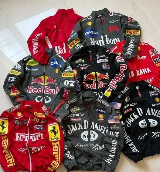 کابشن جدید مود شده|لباس|هیرمند, |دیوار