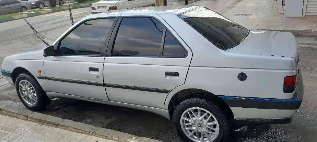 پژو ۴۰۵|خودرو سواری و وانت|مریوان, |دیوار