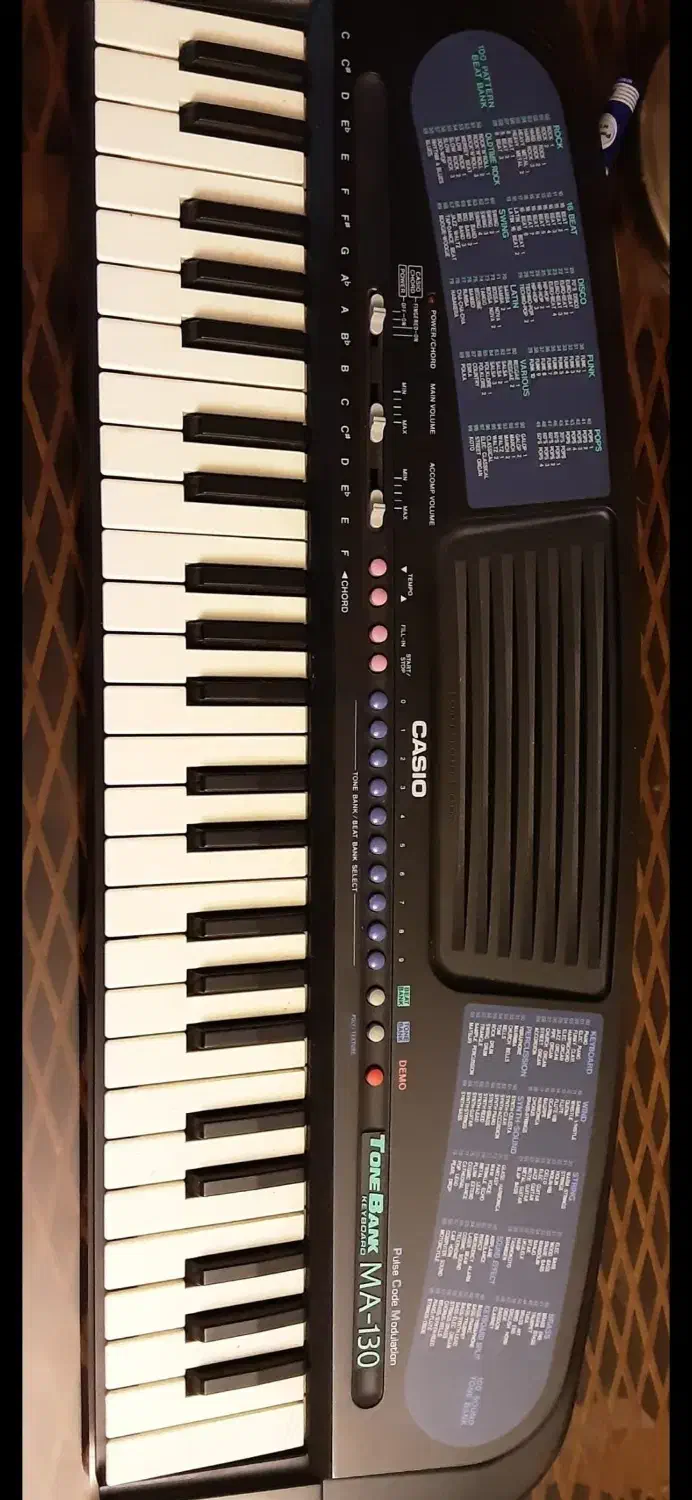 ارگ کاسیو ژاپن|پیانو، کیبورد، آکاردئون|بهبهان, |دیوار