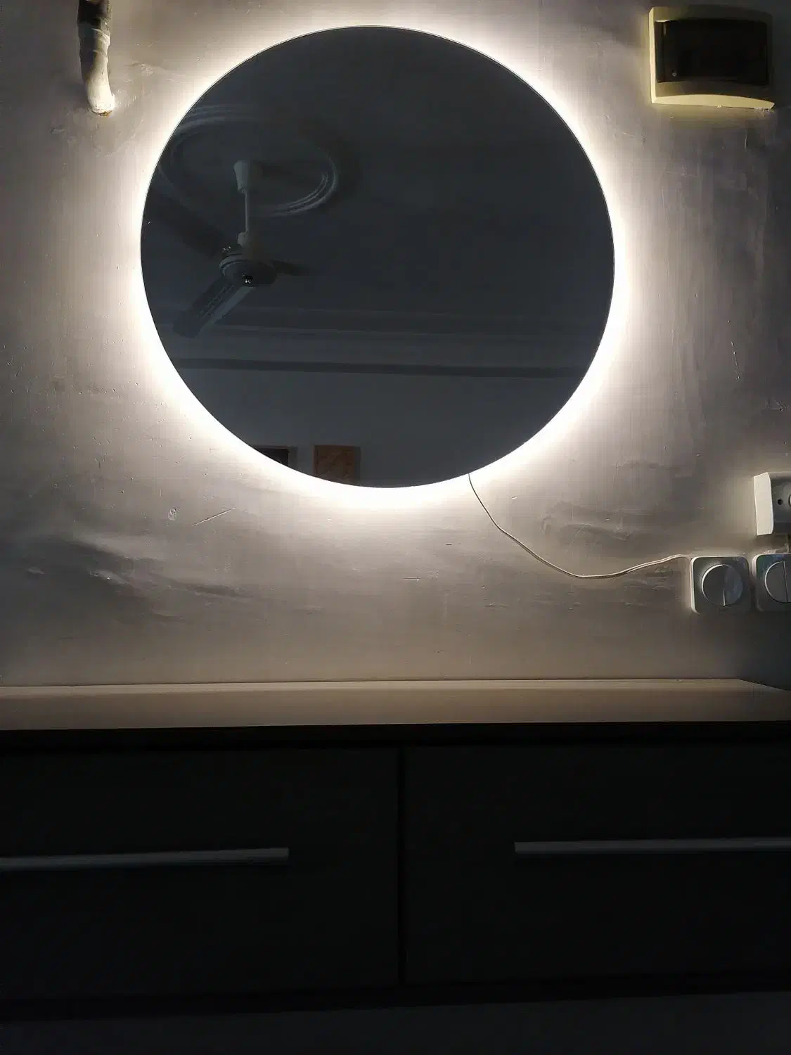 اینه وکشو|جاکفشی، کمد، دراور|گنبد کاووس, |دیوار