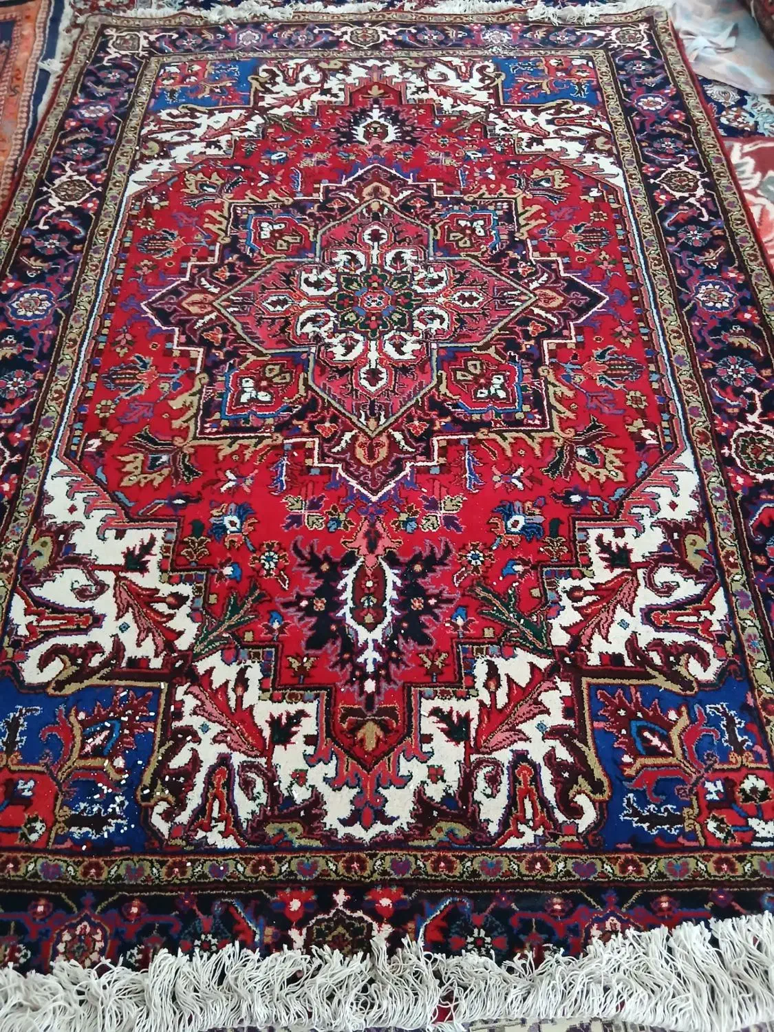 درحد نو یک ما استفاده شده|فرش|اهر, |دیوار