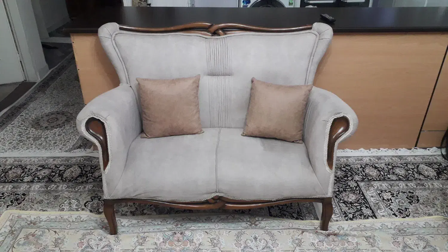 مبلمان تاج دار - کم کارکرد|مبلمان خانگی و میز عسلی|تهران, امام زاده عبدالله|دیوار