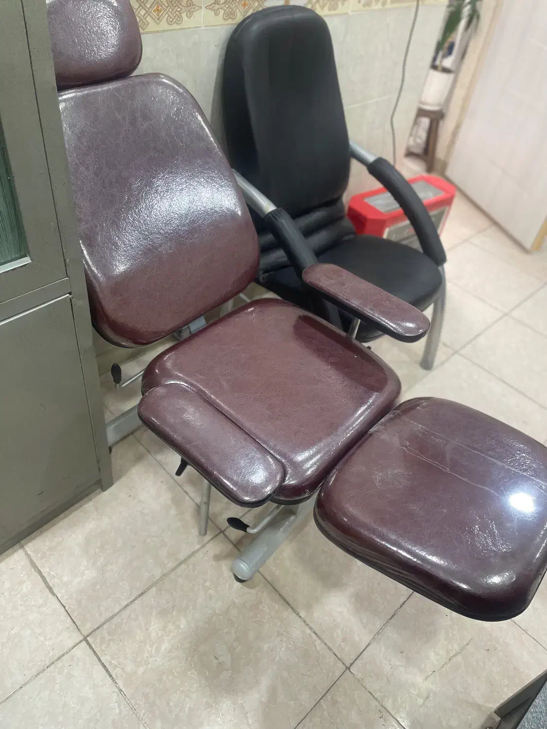 صندلی تخت شو|تخت و سرویس خواب|شیراز, گلدشت معالیآباد|دیوار