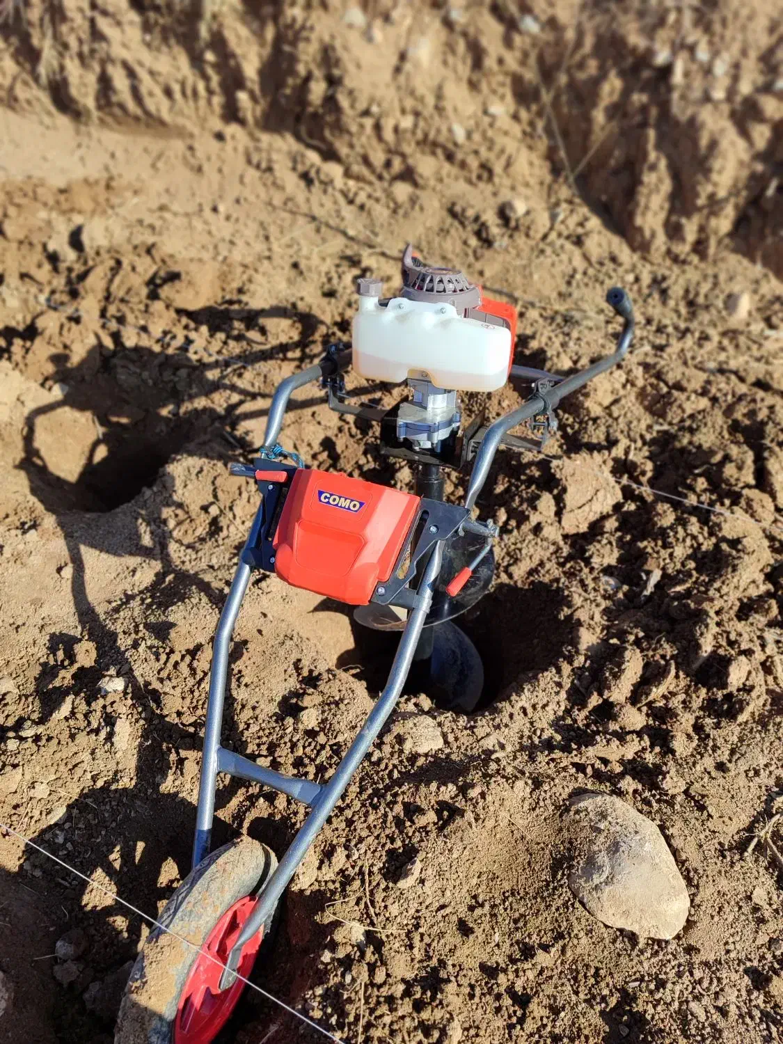 چاله فنس و چاله درخت|خدمات باغبانی و درختکاری|بروجرد, |دیوار