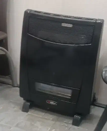 دو عدد بخاری گازی|بخاری، هیتر، شومینه|تفت, |دیوار