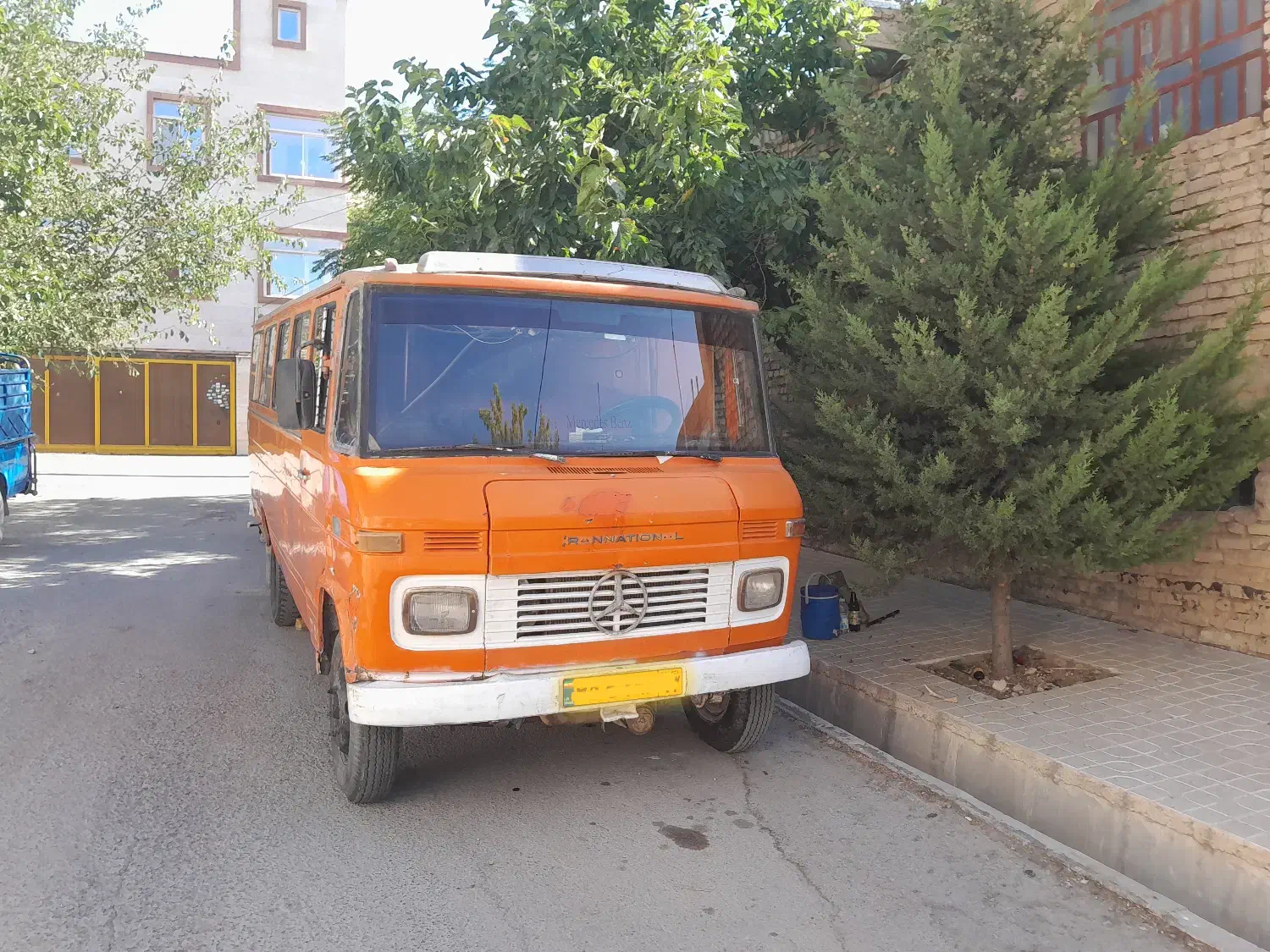 مینی بوس بنز ۶۲ با کار|خودرو سنگین|برازجان, |دیوار