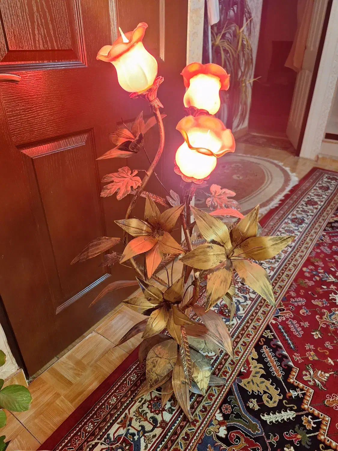 اباژورزیبا وشیک|چراغ خواب و آباژور|تبریز, |دیوار